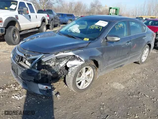 2014 Nissan Altima 2.5 S with VIN 1N4AL3AP8EC420173, listed as a IAAI auction lot 41792404 with NaN miles. Bid and sale history available at carsss.com. Image 17.