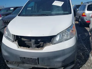 2015 Nissan NV200 S z VIN 3N6CM0KN5FK695956, wystawiony jako IAAI lot #41119598 z przebiegiem 274 775 mil mil oraz . Historia ofert i sprzedaży dostępna na DreamBid. Obrazek 6.