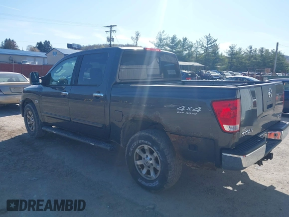 2004 Nissan Titan LE with VIN 1N6AA07B24N574789, listed as a IAAI auction lot 42039183 with 147,691 mi miles. Bid and sale history available at carsss.com. Image 3.