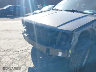 1999 Jeep Grand Cherokee Laredo with VIN 1J4GW58NXXC623753, listed as a IAAI auction lot 41685540 with 190,134 mi miles. Bid and sale history available at carsss.com. Image 6.