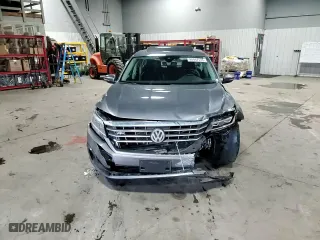 2020 Volkswagen Passat 2.0T R-Line with VIN 1VWMA7A32LC023649, listed as a Copart auction lot 88467535 with 31,647 mi miles and Salvage Title. Bid and sale history available at carsss.com. Image 10.