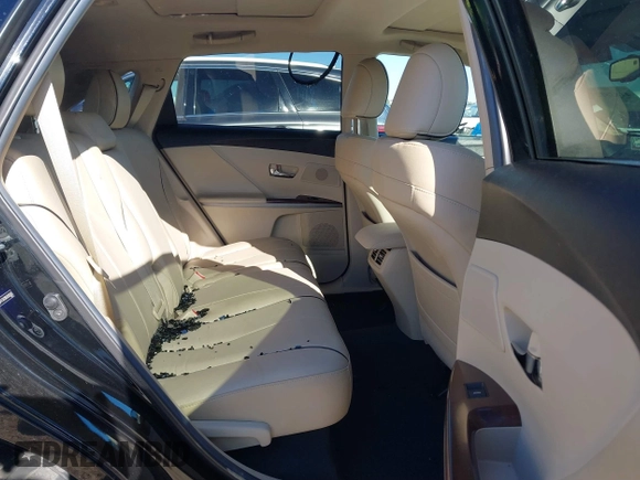 2012 Toyota Venza LE with VIN 4T3ZK3BB3CU050585, listed as a IAAI auction lot 41838121 with 124,596 mi miles. Bid and sale history available at carsss.com. Image 8.
