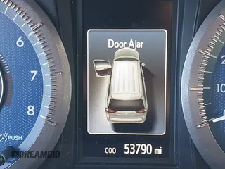 2019 Toyota Sienna XLE Auto Access Seat с VIN 5TDYZ3DC1KS966808, выставлен на аукционе IAAI как лот 41651448 с пробегом 53 790 миль миль и . История ставок и продаж доступна на DreamBid. Изображение 16.