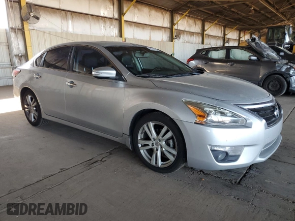 2014 Nissan Altima SL z VIN 1N4BL3AP6EC201961, wystawiony jako Copart lot #58512595 z przebiegiem 220 914 mil mil oraz Czysty tytuł • Clean title. Historia ofert i sprzedaży dostępna na DreamBid. Obrazek 4.