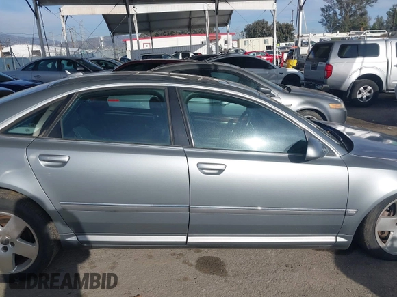 2006 Audi A8 4.2L z VIN WAULL44E16N024172, wystawiony jako IAAI lot #41773511 z przebiegiem 136 917 mil mil oraz . Historia ofert i sprzedaży dostępna na DreamBid. Obrazek 13.