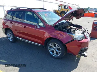 2017 Subaru Forester Touring z VIN JF2SJAWC1HH525905, wystawiony jako IAAI lot #42223417 z przebiegiem 69 330 mil mil oraz . Historia ofert i sprzedaży dostępna na DreamBid. Obrazek 1.