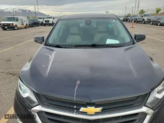 2021 Chevrolet Equinox LT with VIN 3GNAXJEV9MS121450, listed as a IAAI auction lot 42118622 with 95,541 mi miles. Bid and sale history available at carsss.com. Image 1.