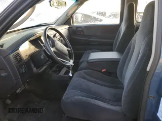 2004 Dodge Dakota Sport with VIN 1D7HG32N44S749232, listed as a Copart auction lot 43137825 with 84,672 mi miles and Salvage Title. Bid and sale history available at carsss.com. Image 7.