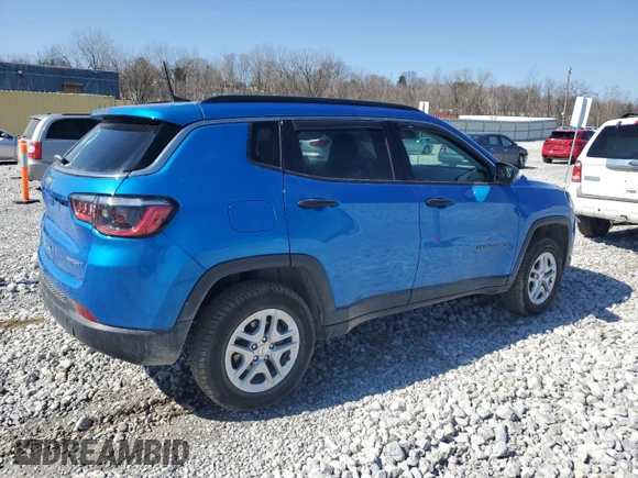 2021 Jeep Compass Sport z VIN 3C4NJDAB0MT573953, wystawiony jako Copart lot #48117185 z przebiegiem 47 329 mil mil oraz Szkoda całkowita • Salvage title. Historia ofert i sprzedaży dostępna na DreamBid. Obrazek 3.