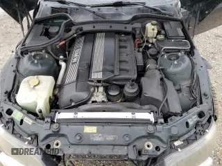 2000 BMW Z3 2.8 z VIN 4USCH3341YLF43502, wystawiony jako Copart lot #44773415 z przebiegiem 168 390 mil mil oraz Szkoda całkowita • Salvage title. Historia ofert i sprzedaży dostępna na DreamBid. Obrazek 12.