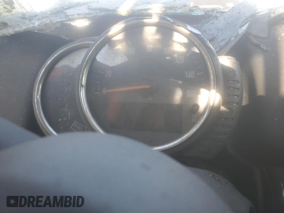 2017 MINI Countryman Cooper with VIN WMZYS7C30H3E06885, listed as a Copart auction lot 61150455 with Not provided miles and Salvage title. Bid and sale history available at DreamBid. Image 9.