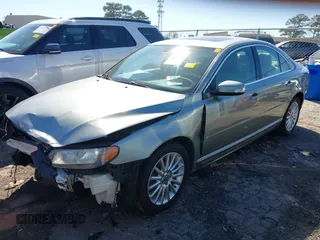 2007 Volvo S80 I6 with VIN YV1AS982371045182, listed as a IAAI auction lot 41662764 with 149,071 mi miles. Bid and sale history available at carsss.com. Image 2.