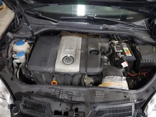 2007 Volkswagen Rabbit with VIN WVWCR71K57W072315, listed as a IAAI auction lot 41387547 with 246,369 mi miles. Bid and sale history available at carsss.com. Image 10.