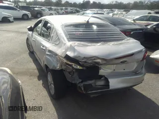 2017 Ford Focus SE с VIN 1FADP3F20HL253889, выставлен на аукционе IAAI как лот 37949002 с пробегом 157 221 миль миль и . История ставок и продаж доступна на DreamBid. Изображение 3.