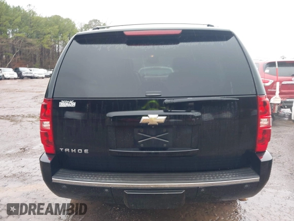 2009 Chevrolet Tahoe LTZ z VIN 1GNFC33J19R282480, wystawiony jako IAAI lot #41536774 z przebiegiem 118 831 mil mil oraz . Historia ofert i sprzedaży dostępna na DreamBid. Obrazek 16.