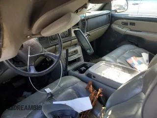 2002 Chevrolet Suburban LT with VIN 3GNFK16T02G332635, listed as a Copart auction lot 47309245 with 0 mi miles and Salvage Title. Bid and sale history available at carsss.com. Image 8.