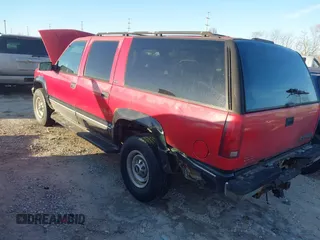1999 Chevrolet Suburban with VIN 1GNGK26J8XJ377255, listed as a IAAI auction lot 41428307 with 250,000 mi miles. Bid and sale history available at carsss.com. Image 2.