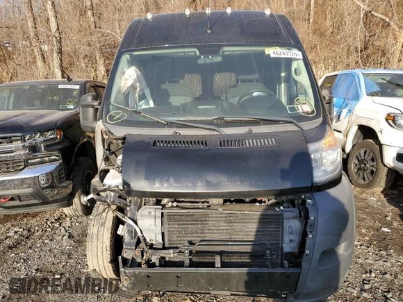 2018 Ram ProMaster Cargo with VIN 3C6URVJG8JE108270, listed as a Copart auction lot 46243125 with 43,752 mi miles and Salvage Title. Bid and sale history available at carsss.com. Image 5.
