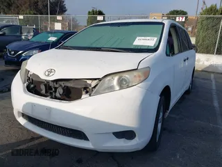 2011 Toyota Sienna with VIN 5TDZK3DC6BS079634, listed as a IAAI auction lot 41506833 with 112,051 mi miles. Bid and sale history available at carsss.com. Image 17.