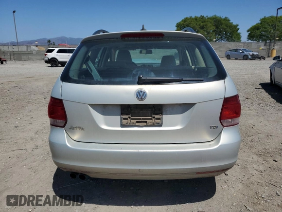 2010 Volkswagen Jetta TDI z VIN 3VWTL7AJ0AM654626, wystawiony jako Copart lot #56940995 z przebiegiem 196 928 mil mil oraz Szkoda całkowita • Salvage title. Historia ofert i sprzedaży dostępna na DreamBid. Obrazek 6.