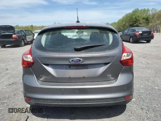 2014 Ford Focus SE with VIN 1FADP3K25EL402461, listed as a Copart auction lot 53509715 with 160,255 mi miles and Clean Title. Bid and sale history available at carsss.com. Image 6.