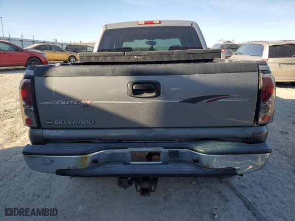2006 Chevrolet Silverado 1500 LT2 with VIN 2GCEK13T261104983, listed as a Copart auction lot 87648465 with 247,616 mi miles and Non Repairable. Bid and sale history available at carsss.com. Image 6.