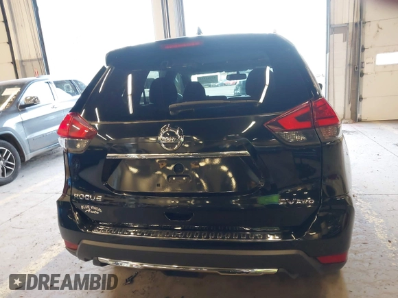 2017 Nissan Rogue SL with VIN 5N1AT2MV1HC752891, listed as a IAAI auction lot 41993353 with 95,948 mi miles. Bid and sale history available at carsss.com. Image 16.