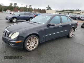 2007 Mercedes-Benz E 350 z VIN WDBUF87X27B182797, wystawiony jako Copart lot #51792785 z przebiegiem 150 108 mil mil oraz Szkoda całkowita • Salvage title. Historia ofert i sprzedaży dostępna na DreamBid. Obrazek 1.