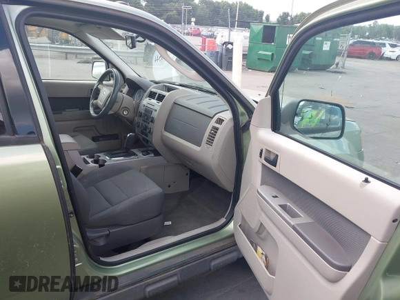 2009 Ford Escape Hybrid with VIN 1FMCU49349KA35580, listed as a IAAI auction lot 42720544 with 95,630 mi miles and . Bid and sale history available at DreamBid. Image 5.