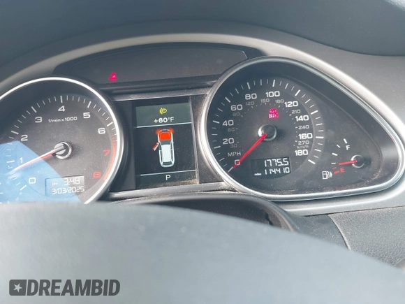 2014 Audi Q7 3.0T Premium Plus with VIN WA1LGAFE0ED015237, listed as a IAAI auction lot 41671129 with 114,410 mi miles. Bid and sale history available at carsss.com. Image 7.