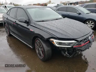 2019 Volkswagen Jetta GLI S z VIN 3VW5T7BU2KM182285, wystawiony jako Copart lot #64098492 z przebiegiem 35 385 mil mil oraz . Historia ofert i sprzedaży dostępna na DreamBid. Obrazek 1.
