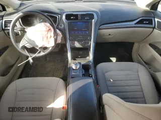 2020 Ford Fusion SE with VIN 3FA6P0T99LR261024, listed as a Copart auction lot 52929595 with 55,555 mi miles and Non repairable. Bid and sale history available at DreamBid. Image 8.