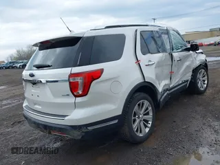 2018 Ford Explorer Limited with VIN 1FM5K8FH0JGC82723, listed as a IAAI auction lot 41983537 with 101,487 mi miles and . Bid and sale history available at carsss.com. Image 4.