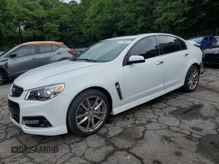 2015 Chevrolet SS z VIN 6G3F15RW7FL117709, wystawiony jako Copart lot #55796965 z przebiegiem 26 991 mil mil oraz Szkoda całkowita • Salvage title. Historia ofert i sprzedaży dostępna na DreamBid. Obrazek 1.