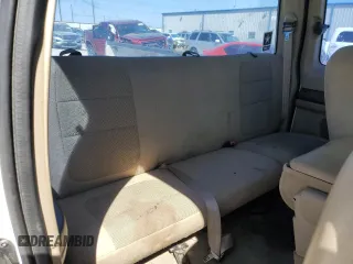 2006 Ford F-250 XL z VIN 1FTSX20596EA08170, wystawiony jako Copart lot #73577904 z przebiegiem 257 593 mil mil oraz Szkoda całkowita • Salvage title. Historia ofert i sprzedaży dostępna na DreamBid. Obrazek 10.