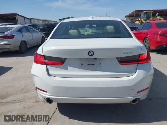 2025 BMW 3 Series 330i with VIN 3MW69CW01S8F10694, listed as a IAAI auction lot 41729861 with 6,447 mi miles and . Bid and sale history available at carsss.com. Image 15.