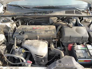 2005 Toyota Camry STD with VIN 4T1BE32K85U401432, listed as a IAAI auction lot 42093301 with 228,557 mi miles. Bid and sale history available at carsss.com. Image 10.