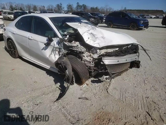 2019 Toyota Camry LE with VIN 4T1B11HK1KU828647, listed as a Copart auction lot 46884115 with 139,609 mi miles and Salvage Title. Bid and sale history available at carsss.com. Image 10.