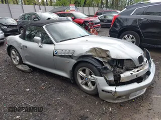 2000 BMW Z3 2.5 with VIN 4USCH934XYLG03084, listed as a IAAI auction lot 42199114 with 100,924 mi miles and . Bid and sale history available at DreamBid. Image 1.
