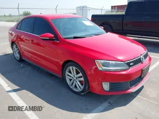 2013 Volkswagen Jetta GLI Autobahn с VIN 3VW4A7AJ8DM223742, выставлен на аукционе IAAI как лот 42466962 с пробегом 111 407 миль миль и . История ставок и продаж доступна на DreamBid. Изображение 1.