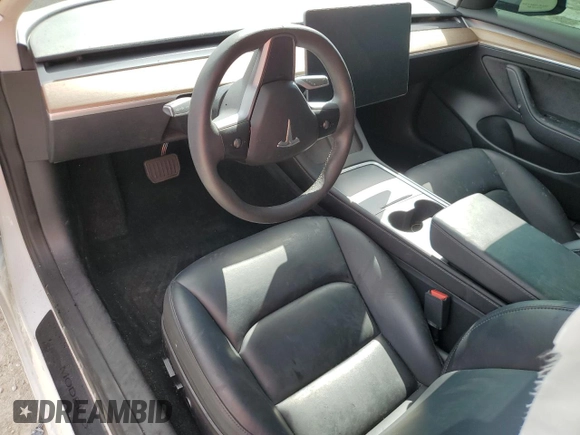 2023 Tesla Model 3 z VIN 5YJ3E1EA3PF501496, wystawiony jako Copart lot #46518735 z przebiegiem Nie podano mil oraz Nie do naprawy • Non repairable. Historia ofert i sprzedaży dostępna na DreamBid. Obrazek 8.