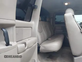 2003 Chevrolet Silverado 1500 with VIN 2GCEK19T831188987, listed as a IAAI auction lot 41124144 with 190,798 mi miles. Bid and sale history available at carsss.com. Image 8.