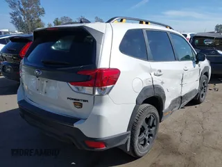 2024 Subaru Forester Wilderness with VIN JF2SKAJC5RH460952, listed as a IAAI auction lot 41719906 with 13,811 mi miles. Bid and sale history available at carsss.com. Image 4.