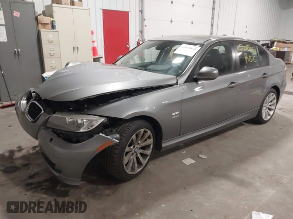2011 BMW 3 Series 328i xDrive with VIN WBAPK7C51BA819571, listed as a IAAI auction lot 42049051 with 84,742 mi miles and . Bid and sale history available at DreamBid. Image 17.