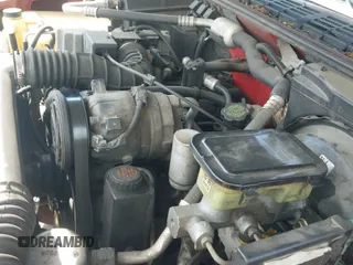 1994 Chevrolet S-10 с VIN 1GCCS1443R8177618, выставлен на аукционе IAAI как лот 42405381 с пробегом 140 254 миль миль и . История ставок и продаж доступна на DreamBid. Изображение 19.