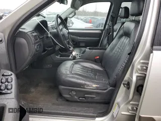 2004 Mercury Mountaineer Convenience z VIN 4M2ZU86K74UJ24696, wystawiony jako Copart lot #87278104 z przebiegiem 138 412 mil mil oraz Czysty tytuł • Clean title. Historia ofert i sprzedaży dostępna na DreamBid. Obrazek 7.