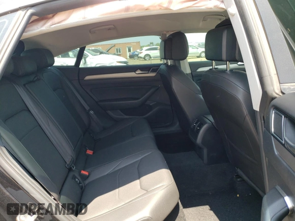 2020 Volkswagen Arteon SE с VIN WVWBR7ANXLE015582, выставлен на аукционе Copart как лот 56882033 с пробегом 57 704 миль миль и . История ставок и продаж доступна на DreamBid. Изображение 11.