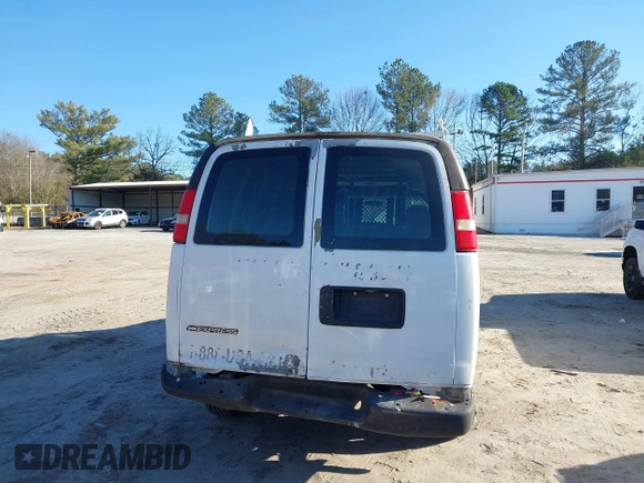 2008 Chevrolet Express Cargo Van with VIN 1GCGG25C481199553, listed as a IAAI auction lot 41508779 with 213,446 mi miles. Bid and sale history available at carsss.com. Image 16.