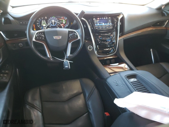 2018 Cadillac Escalade Luxury with VIN 1GYS3BKJ8JR197833, listed as a Copart auction lot 83692694 with 69,821 mi miles and Salvage Title. Bid and sale history available at carsss.com. Image 8.