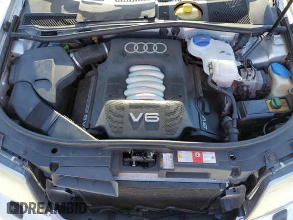 2000 Audi A6 z VIN WAULH24B6YN134617, wystawiony jako Copart lot #81745164 z przebiegiem 176 064 mil mil oraz Szkoda całkowita • Salvage title. Historia ofert i sprzedaży dostępna na DreamBid. Obrazek 12.